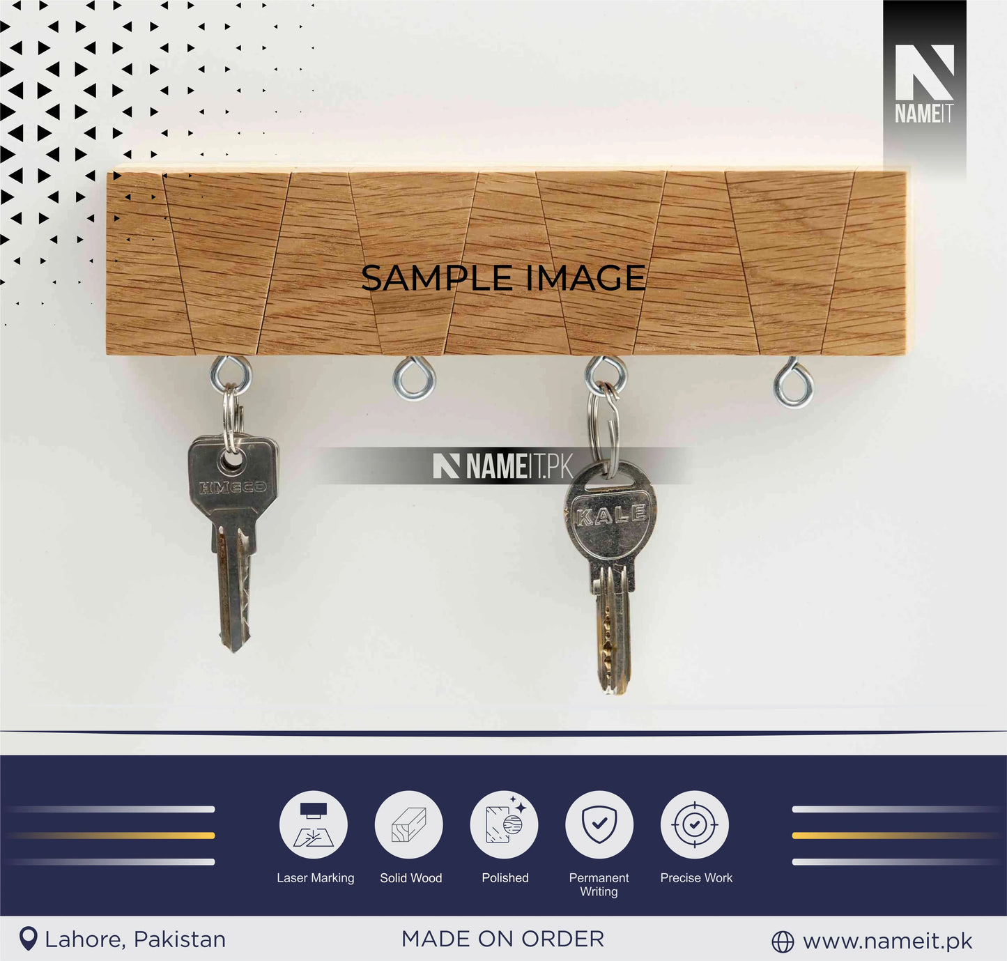 Key Holder with 4 Wooden Pendants, Handmade (with Engraving) Wall Mount Hanging Key Rack For Kitchen And Entryway Decor