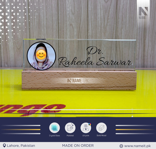 Table Name Plate, Wooden Base, Crystal Glass Name Plate for Desk, Teacher Desk Name Plate Cute Office Decorations for Women Personalized Name Plate Appreciation Gifts for Coworkers Teachers