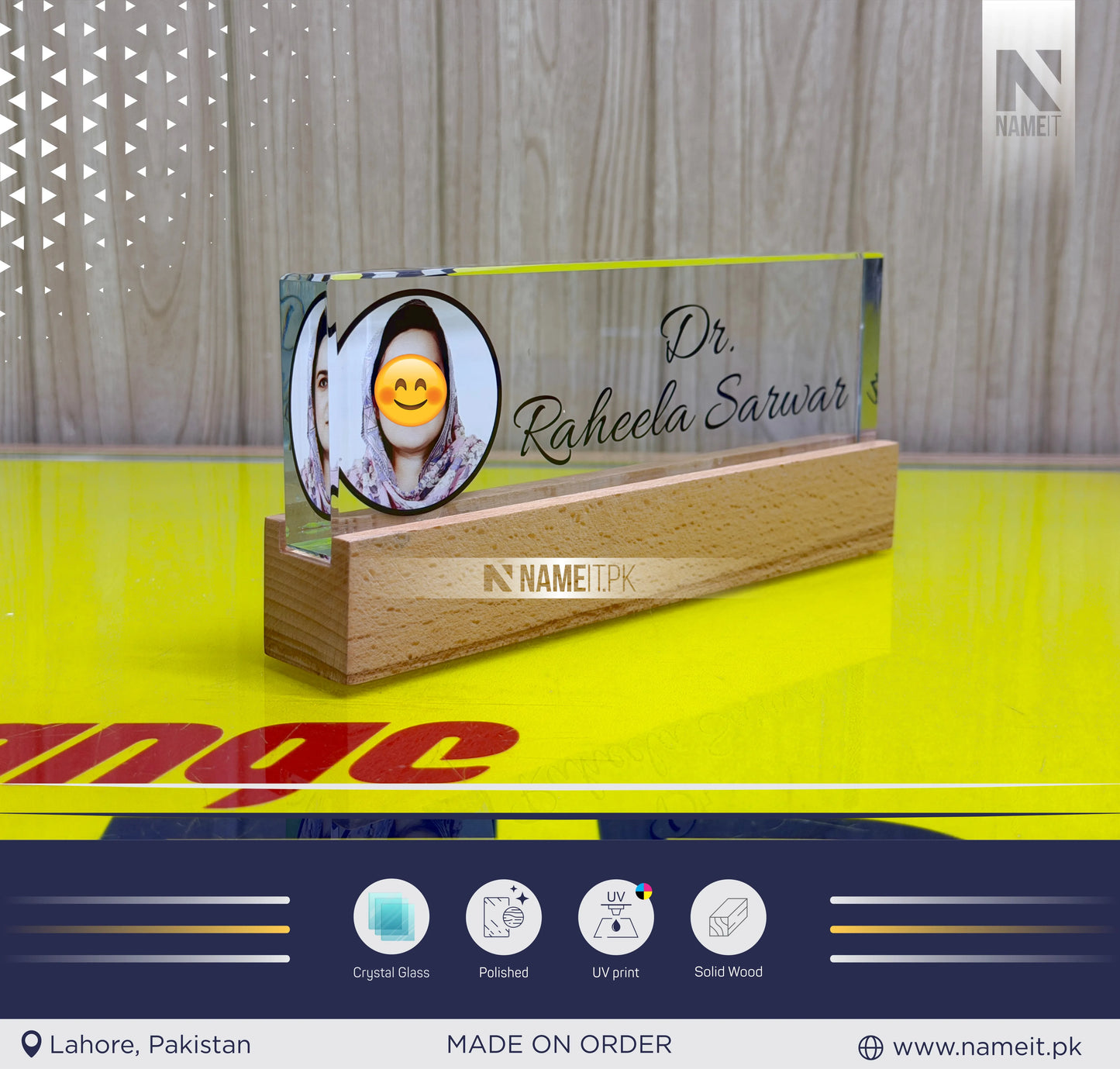 Table Name Plate, Wooden Base, Crystal Glass Name Plate for Desk, Teacher Desk Name Plate Cute Office Decorations for Women Personalized Name Plate Appreciation Gifts for Coworkers Teachers