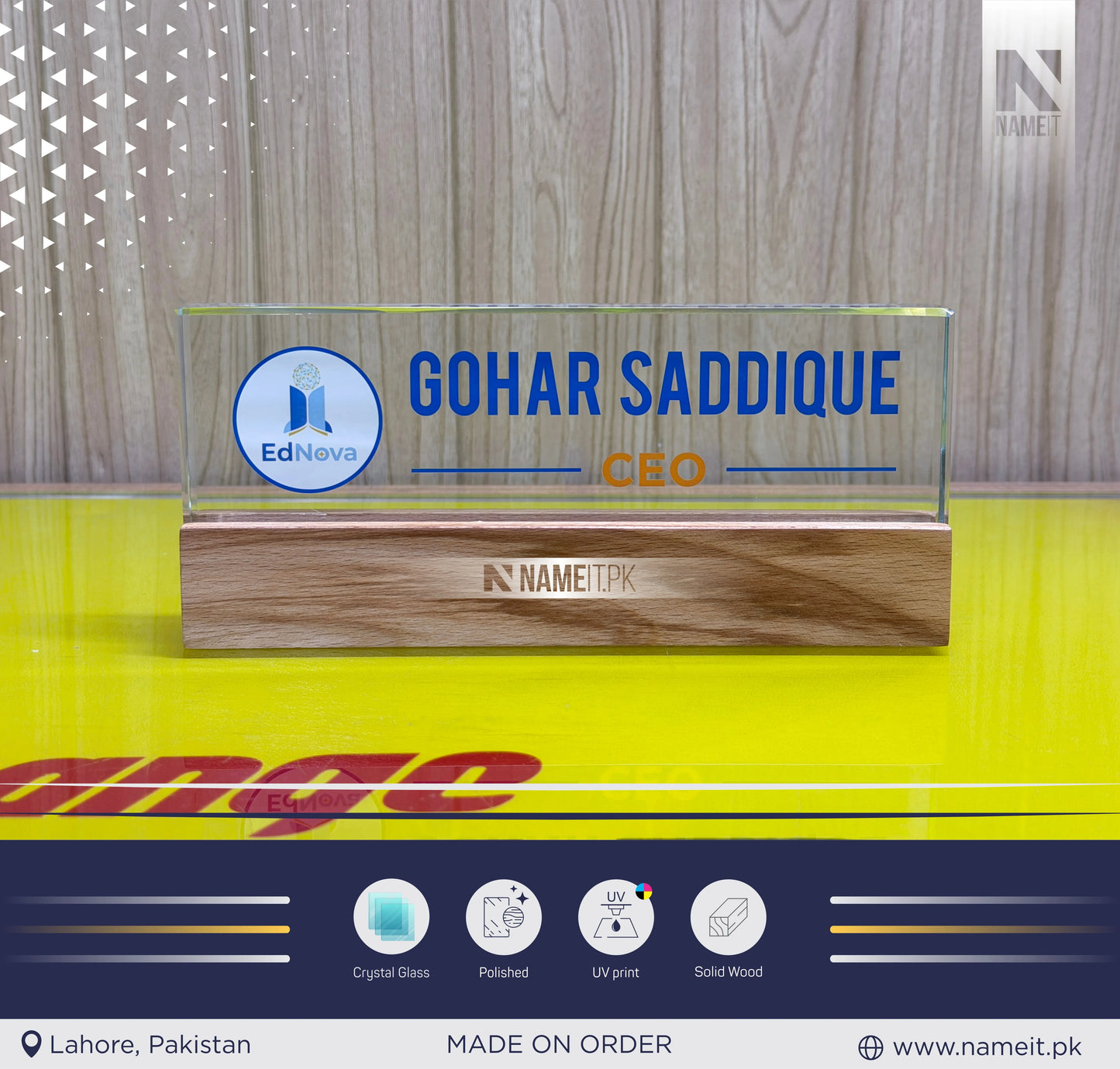 Table Name Plate, Wooden Base, Crystal Glass Name Plate for Desk, Teacher Desk Name Plate Cute Office Decorations for Women Personalized Name Plate Appreciation Gifts for Coworkers Teachers.