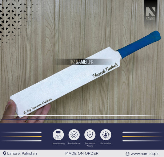 Mini Cricket Bat – Personalised Sporting Club Gift, Cricketer Memento, Birthday gift, Any Occasion gift