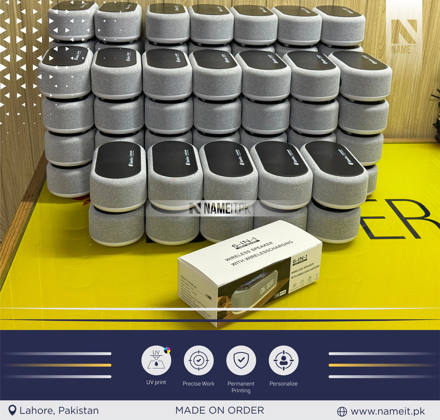 New Alarm Clock Time LED Light Thermometer Bluetooth Speaker 15W Fast Charging Dock Station for IPhone Samsung Wireless Charger