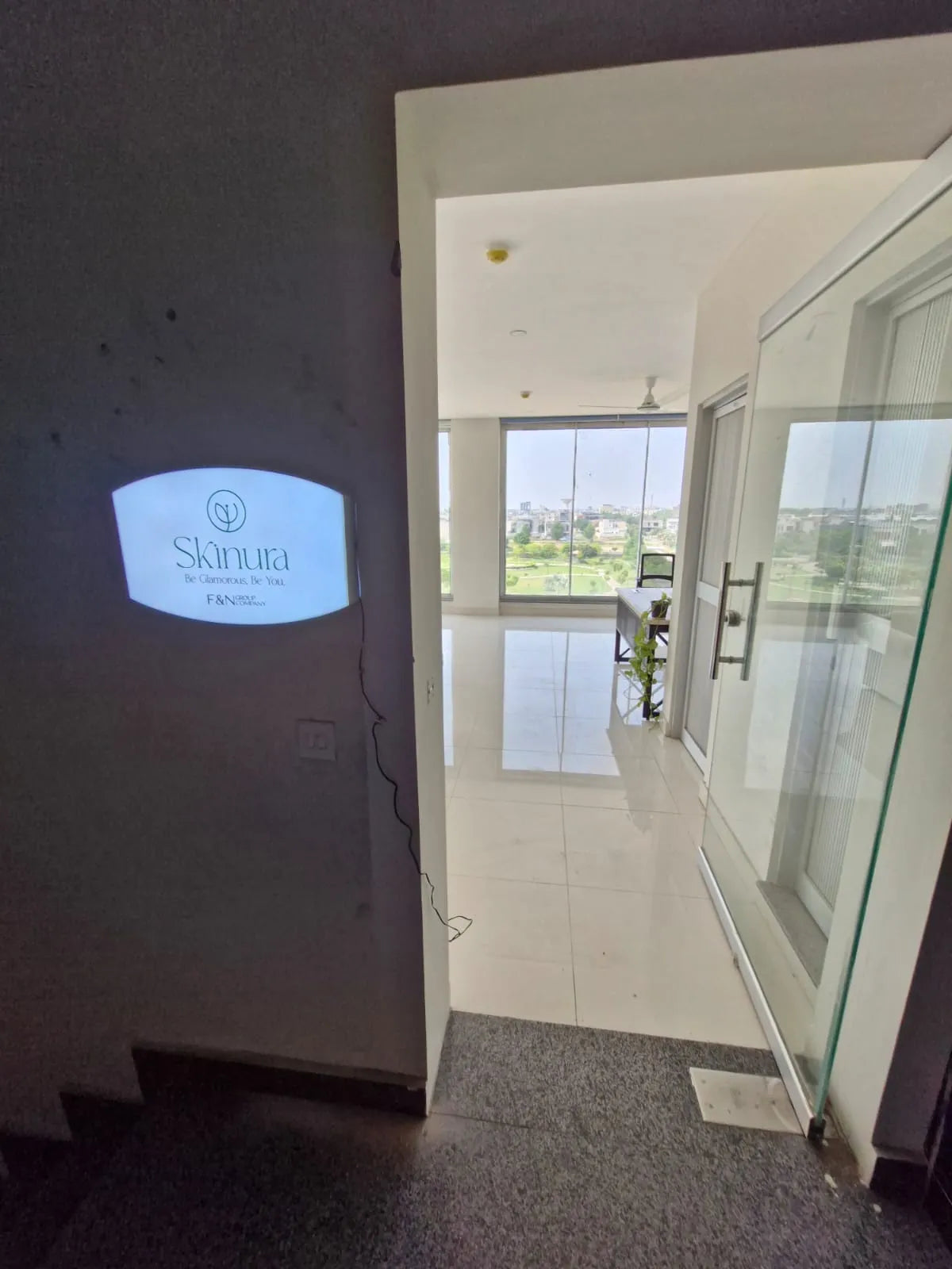 Custom Backlit Printed Sign Box Led Illuminated Outdoor,indoor Signage Board NAMEIT PAKISTAN